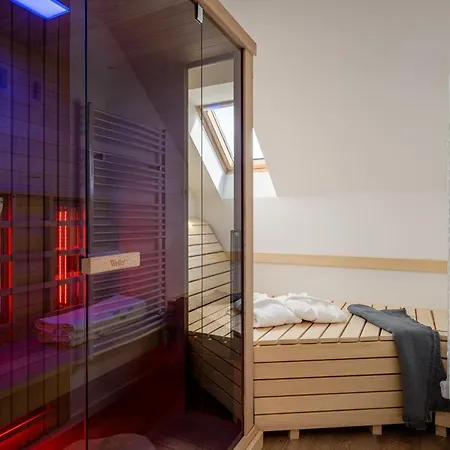 Kapocs Apartmanhaz Guest house *