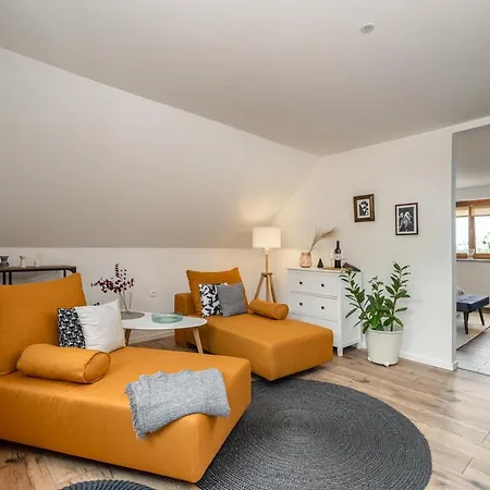 Kapocs Apartmanhaz *