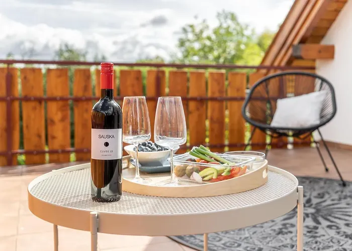 Kapocs Apartmanhaz 4*