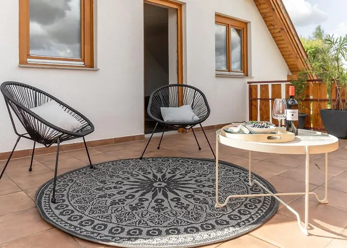 Kapocs Apartmanhaz 4*