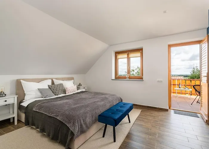Kapocs Apartmanhaz